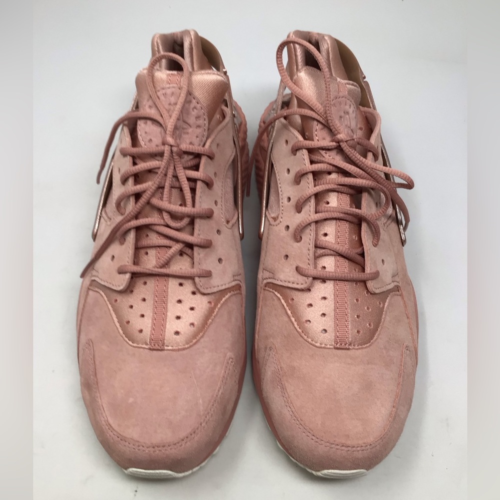 Nike men’s Air Huarache Runners size 10